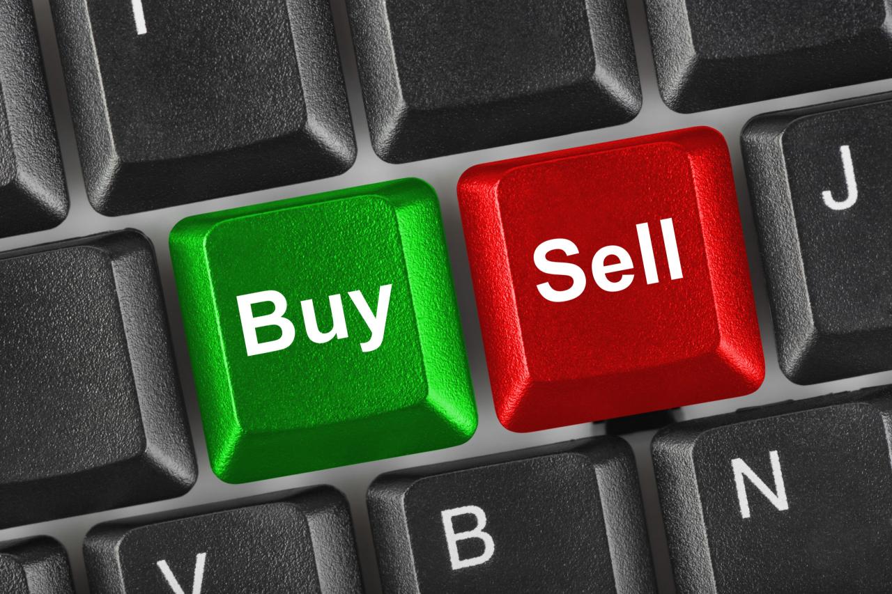 4 Ways to Sell Without Being Spammy (Promising Value is One of Them) Selling Luxury Used Cars Through Digital Channels